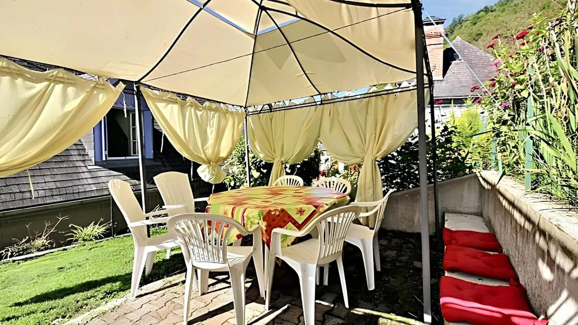 Appartement Charmant A Juncalas Vue Montagne 70 M² Equipement Complet